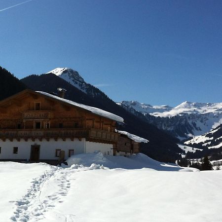 Alpenbauernhaus Vorderbrandthof Saalbach-Hinterglemm Dış mekan fotoğraf
